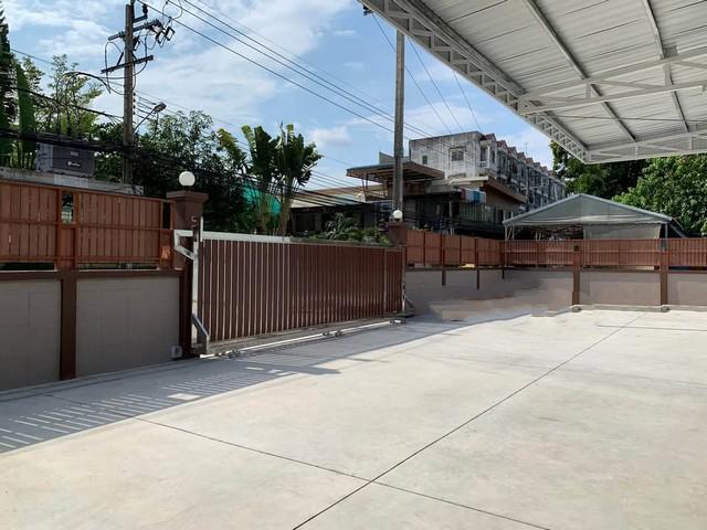 ให้เช่าโกดัง 2328 ตารางเมตรย่านสำโรงสมุทรปราการซอยเทพารักษ์28 ใกล้BTSสำโรง 3