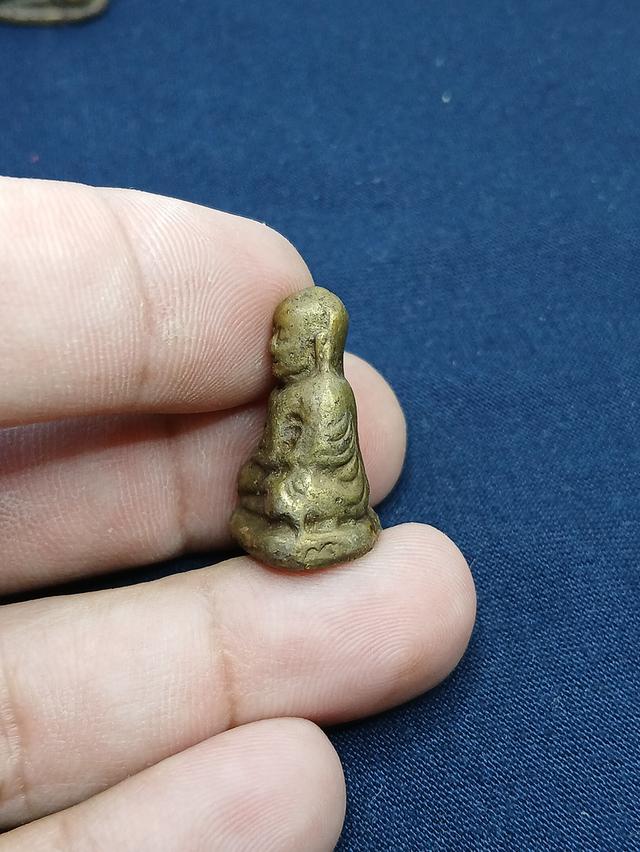 หลวงพ่อเงิน วัดบางคลาน