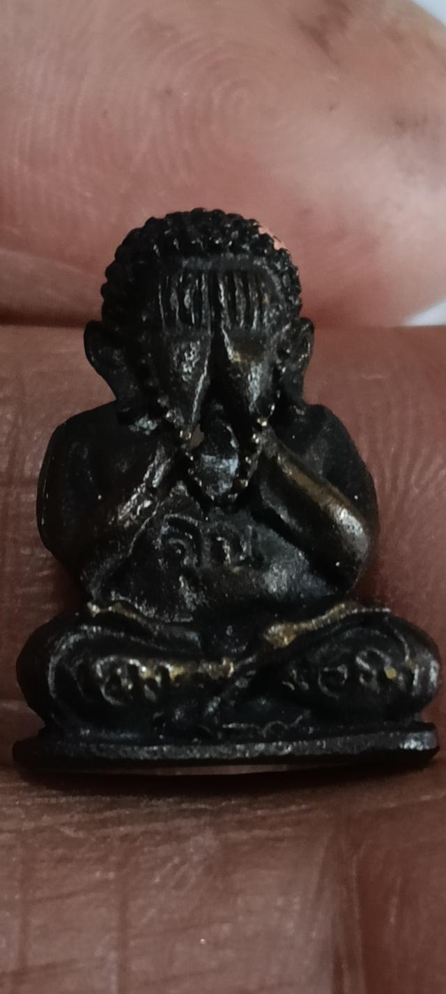 หลวงพ่อคูณปิดตาเฮงคูณเฮงปี36 รูปที่ 2
