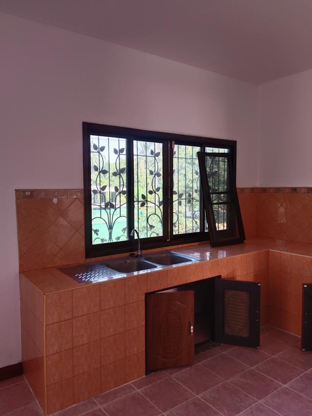 บ้านเดี่ยวพร้อมที่ดิน 4