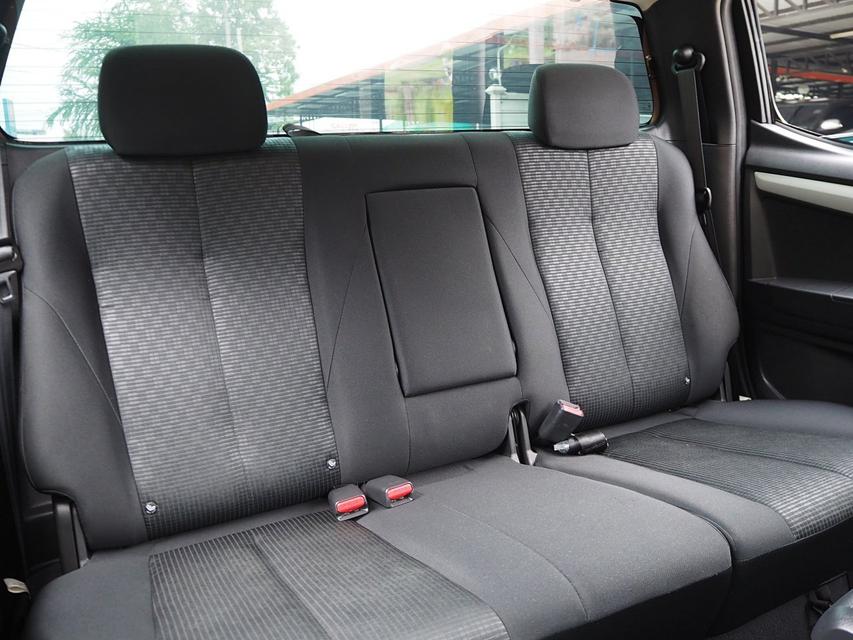 ISUZU D-MAX ALL NEW BLUE POWER CAB-4 HI-LANDER 1.9 DDI Z (MNC) ปี 2017 สภาพนางฟ้า 6