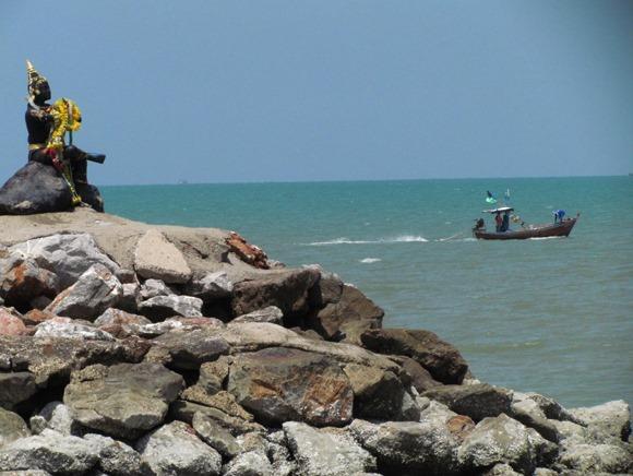 ขายราคาพิเศษ รีสอร์ท[โครงการปึกเตียน] ขนาด 209 ตรว. ทาวน์เฮ้าส์ 2 ชั้น 14หลัง [รวม2แปลง] 28นอน 28น้ำ ตกแต่งใหม่ พร้อมเปิดกิจการ [ปึกเตียน-เพชรบุรี] 17