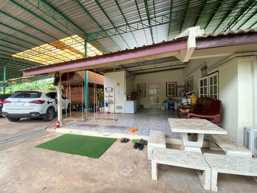 ขายบ้านพร้อมที่ดินและโครงหลังคาขนาดใหญ่ เหมาะสำหรับทำธุรกิจหรืออยู่อาศัย (รหัส: BSS-138) 10