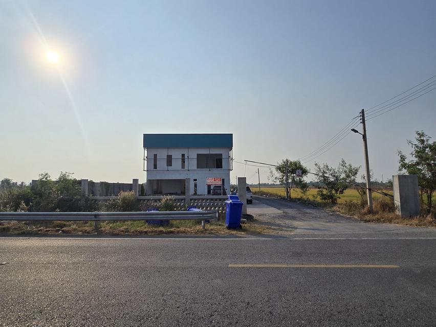 ขายที่ดิน 9ไร่ 2งาน 61ตรว ติดถนนเส้น สป.5004 ต.คลองนิยมยาตรา อ.บางบ่อ จ.สมุทรปราการ 35,000,000 บาท 4