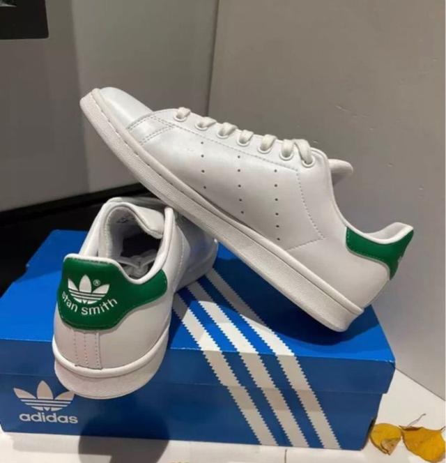 รองเท้า Adidas รุ่น Stan Smith 2