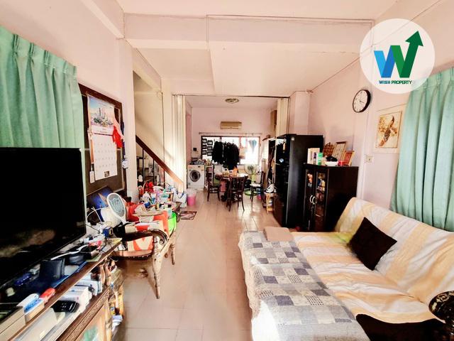 ขายทาวน์เฮ้าส์ หมู่บ้าน ช.รุ่งเรือง4 ซ.ประชาราษฎร์ 5 4