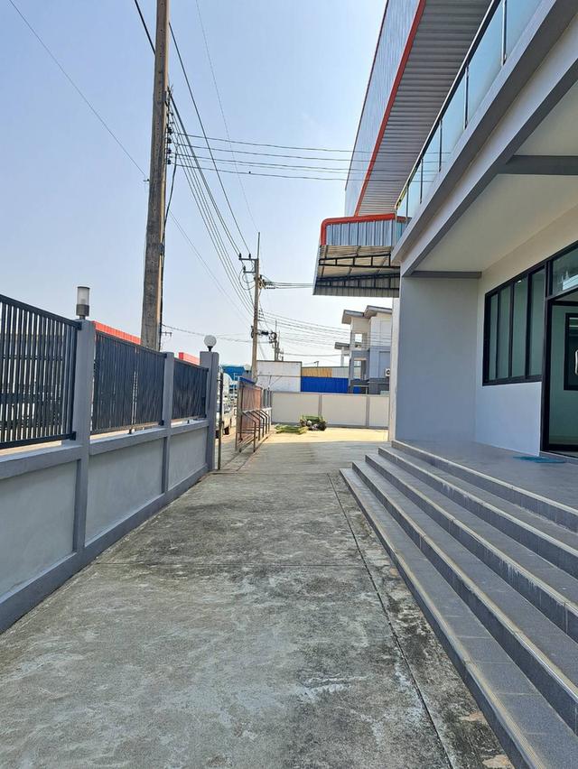 ขายและให้เช่า โรงงาน/โกดัง บ้านเกาะ สมุทรสาคร ซ.วัดพันธุวงษ์ รีโนเวทใหม่ก่อนส่งมอบ พร้อมดำเนินกิจการทันที ขอใบรง.4ได้ 8