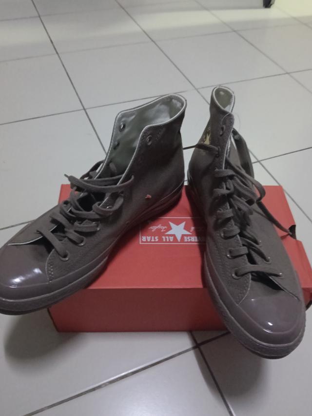 รองเท้าผ้าใบหุ้มข้อ converse all star