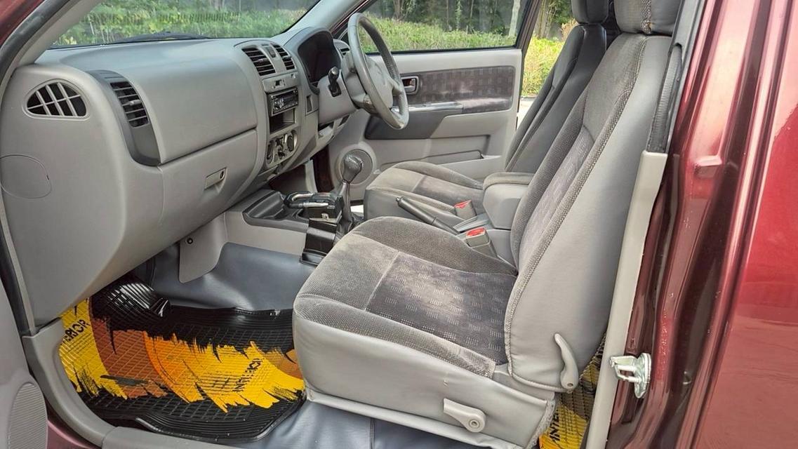 อีซูซุดีแม็กซ์ 3.0 ดีเซล เกียดา ปี2003 แค๊ป รูปที่ 12