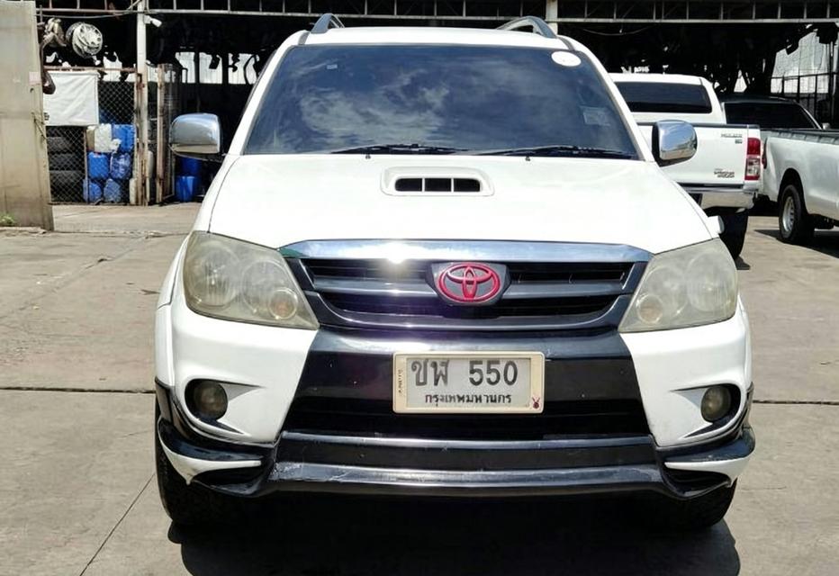 Toyota Fortuner ปี 08เครื่อง 3.0  เกียร์ออโต้ 4×4