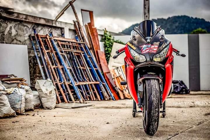 พร้อมปล่อย Honda CBR 1000 2