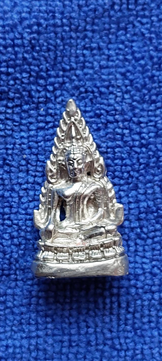 รูปหล่อพระพุทธชินราชฐานอกเลา รูปที่ 4