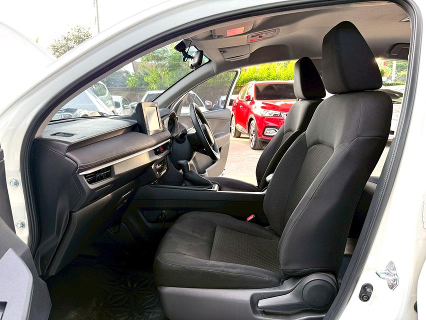 ขายรถ Toyota Yaris Ativ 1.2 Sportปี 2024 สีขาว เกียร์ออโต้ 11