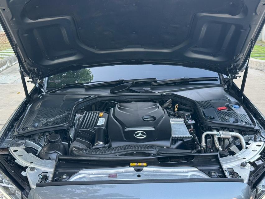 รหัสรถ AVA5115 💢 Benz C250 Coupe AMG Dynamic รุ่น Top หลังคาแก้ว ปี 2018 W205 18