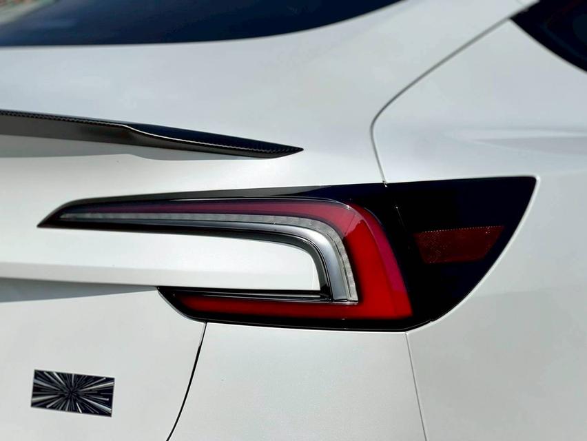 Tesla Model 3 Highland Performance (EAP) ปี 2024 รูปที่ 8