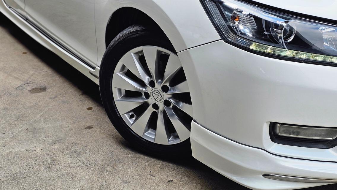 Honda Accord 2.0 EL Sedan | ปี 2014 | ไมล์ 142,xxx กม. รถสวย พร้อมใช้ราคา 💵329,000.- บาท รูปที่ 15