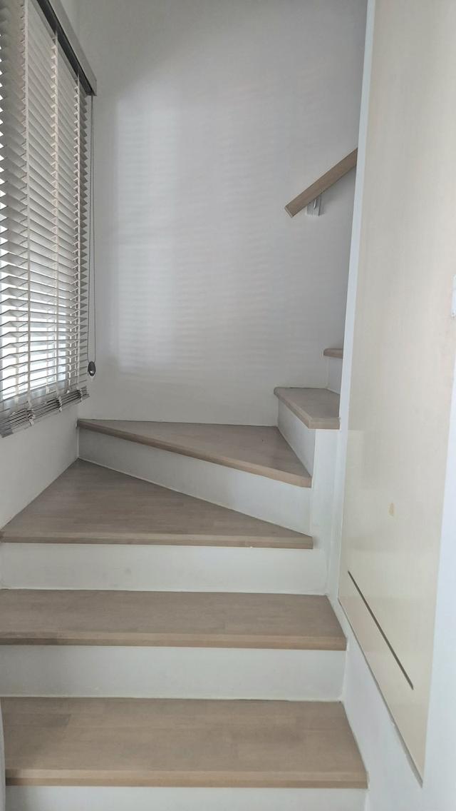 ให้เช่าทาวน์โฮมส์ 2 ชั้น 3ห้องนอน 3ห้องน้ำ ทำเลดีมากตรงข้ามเมกา อิเกีย บางนา 10