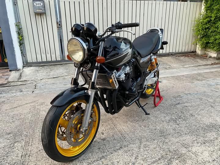 Honda CB400 VTEC3 4