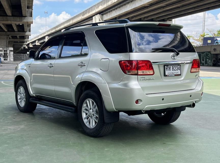 Toyota Fortuner 2.7 V 4WD Auto ปี 2005  3