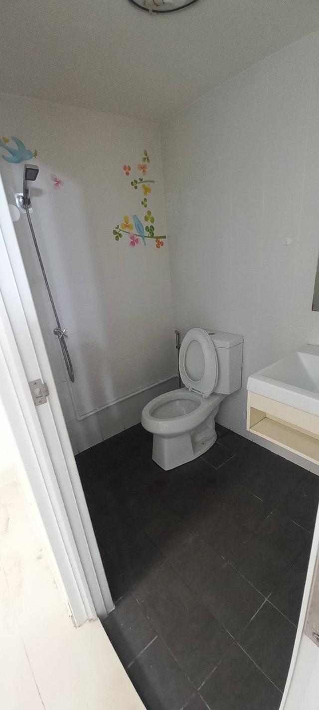 ให้เช่าทาวเฮ้าส์ หมู่บ้านเดอะคอนเน็ค ซอยสุขสวัสดิ์ 26 ถนนสุขสวัสดิ์  10,000 บาท/เดือน  ติดต่อ 0868829426 11