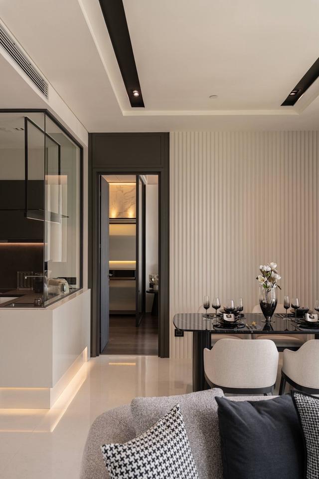 Beautiful unit in Thonglor for Sale or Rent 19