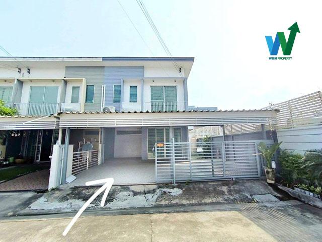 ขายถูกบ้านหลังริม เดอะคอนเนค นวมินทร์  พร้อมเฟอร์ ที่จอดรถ 3 คันในบ้าน  ใกล้เดอะพรอมานาด ใกล้โรงเรียนสตรีวิทยา 2 ใกล้ม.เกษตรศาสตร์ 1