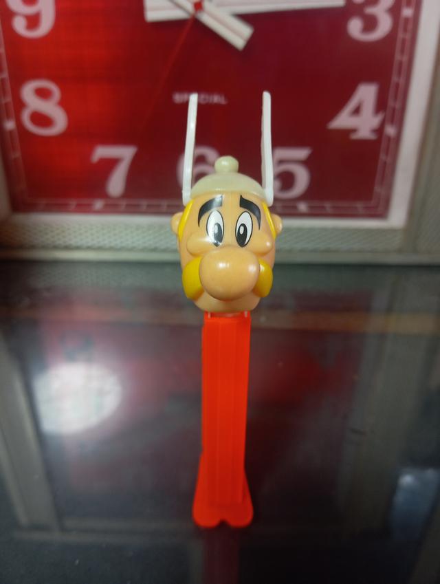 หัวลูกอม PEZ ของเล่นสะสม วินเทจ