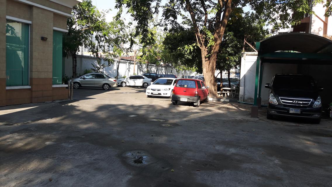 ขายที่ดินพร้อมสำนักงาน 3 ชั้นและคลังสินค้า(ที่ดินจำนวน  1,014  ตารางวา)  5