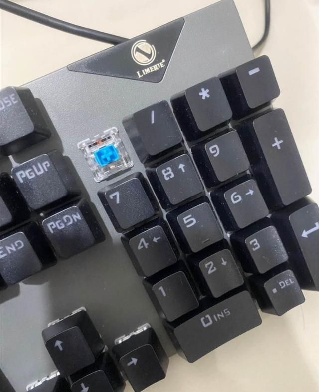 Mechanical Keyboard Blue Switch  4