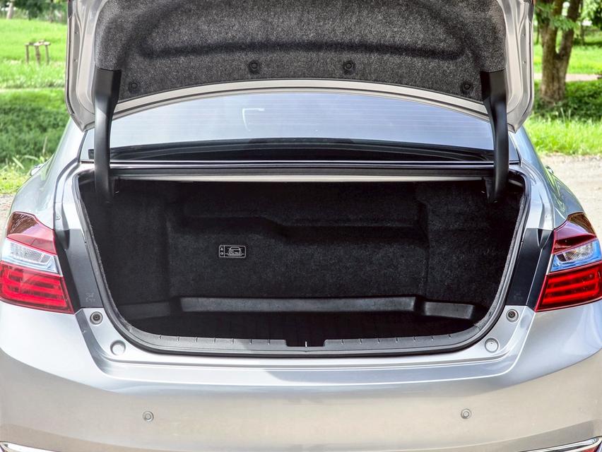 รหัสรถ CBLX8835 💎 HONDA ACCORD 2.0 HYBRID G9 (MC) ปี 2018  8