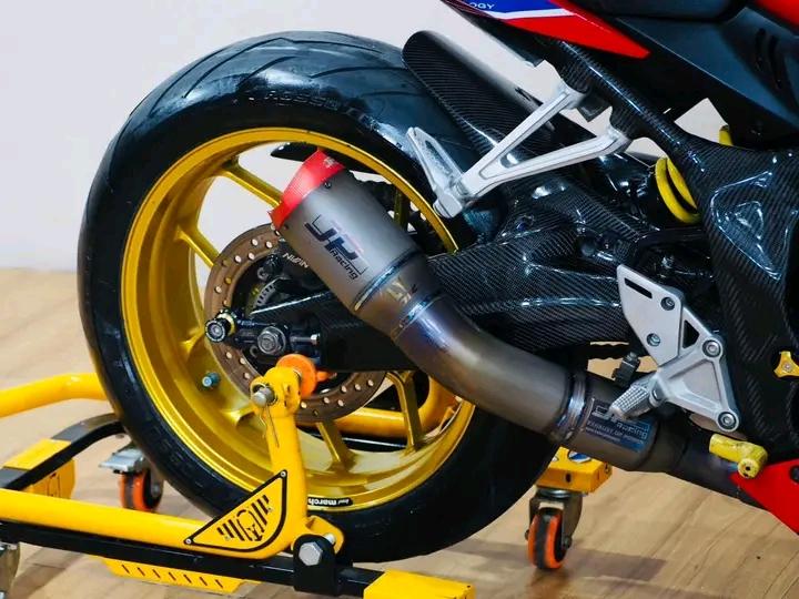 ขาย HONDA CBR 650 R 3