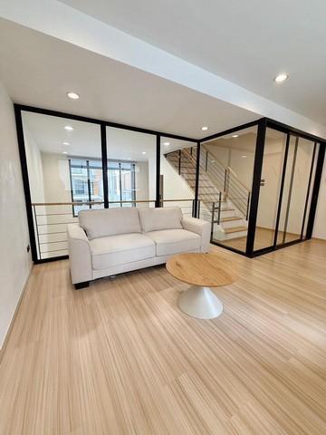 ให้เช่าทาวน์โฮม 3 ชั้น 21.6 ตร.ว. โครงการชิเซน พัฒนาการ 32 เขตสวนหลวง 3