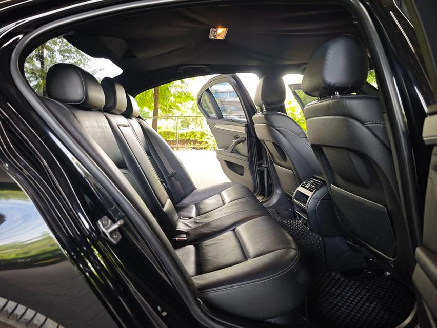ð 2017 BMW 520d M Sport AT āļāļĩāđāļāļĨ āļĢāļđāļāļāļĩāđ 17