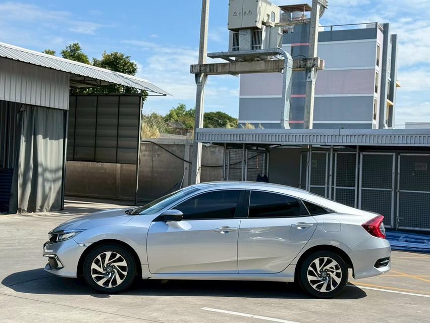 Honda CIVIC 1.8E 2019 สีเทา รูปที่ 3
