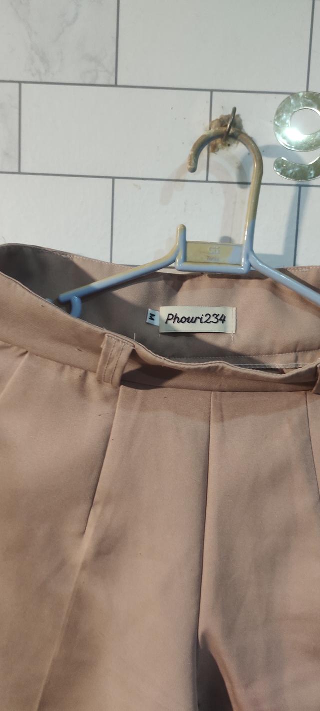 เสื้อผ้าหรูหรามือสอง 14