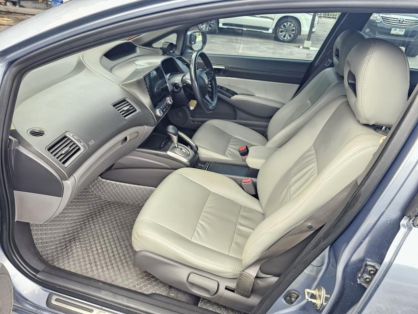 HONDA CIVIC FD 1.8 AIRBAG ABS AUTO ปี 2007 พร้อมเลขทะเบียนจอง 996 กทม มือเดียวป้ายแดงเครื่องดี เกียร์ดี ช่วงล่างดี สีสวย ภายในสวยเบาะหนัง รูปที่ 13