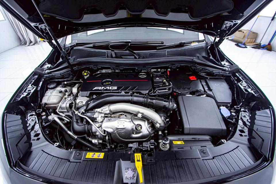 รหัสรถ 1D697 AMG GLA 35 4MATIC 2.0 2021