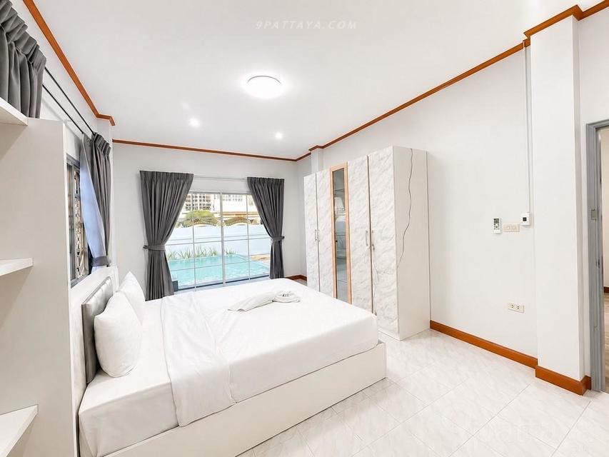 Pool Villa for Rent in View Point Jomtien3-bedroom single-storey house with private pool and spacious parking.Rental Price: 65,000 THB/month 4