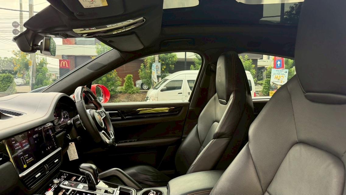 2020 Porsche Cayenne Coupe สี LAVA ORANGE  Milage 37,XXX KM OPTIONS ล้นสุด ไม่เคยมีอุบัติเหตุ เฉี่ยวชนใดๆ ตัวรถออกผลิตปี 20 รูปที่ 19