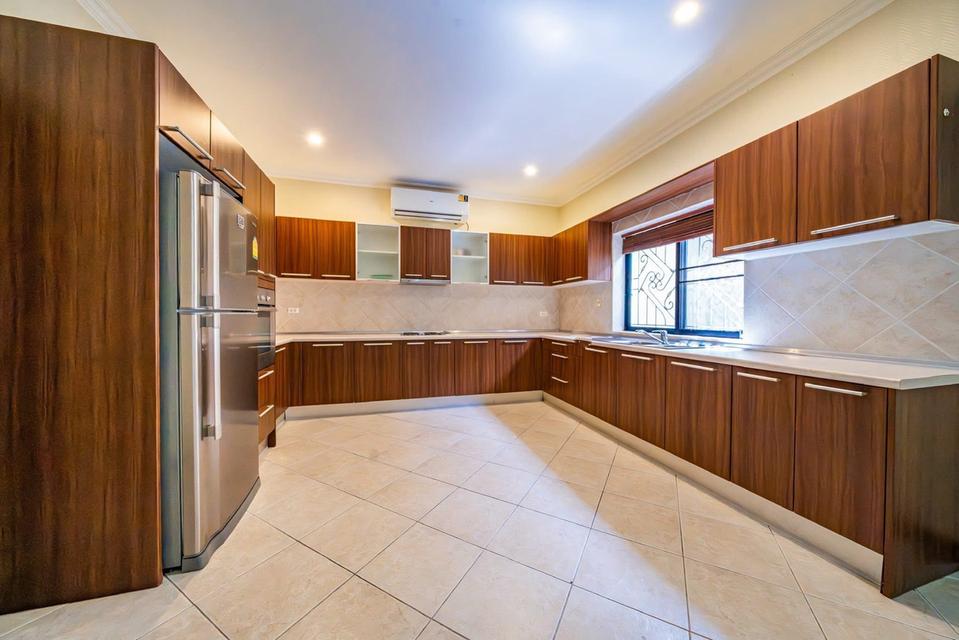 For sale Majestic Pattaya 16.5 Million 7