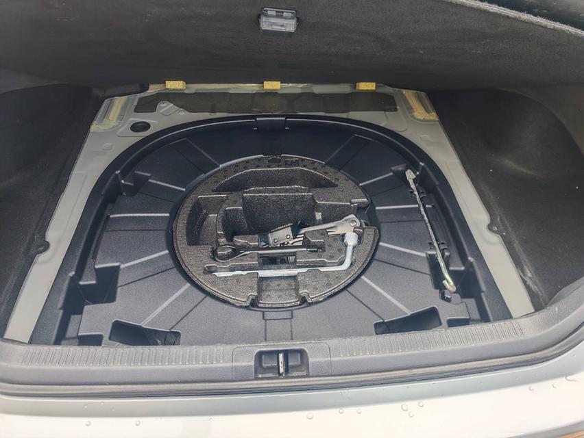 TOYOTA CAMRY 2.0 G ปี2018จด19 AUTO รูปที่ 15