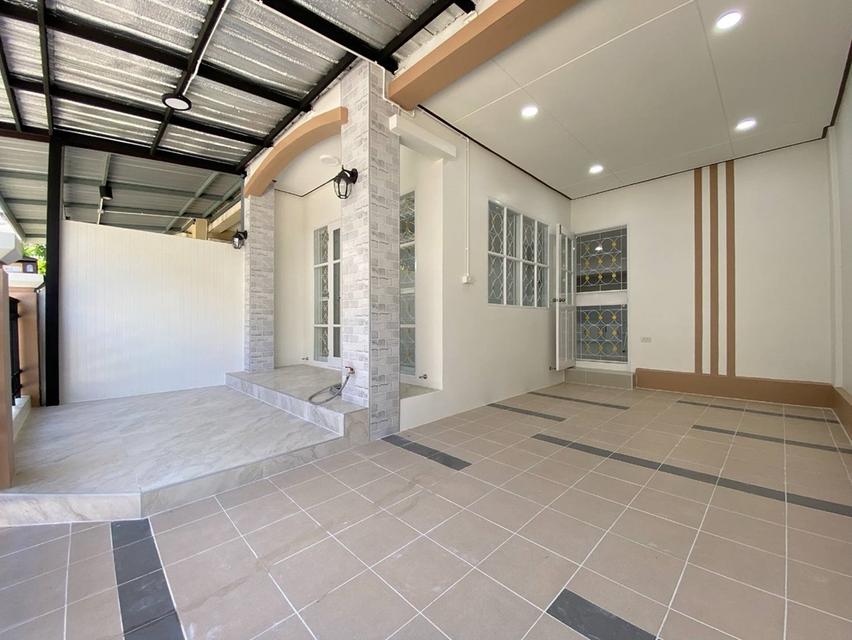ขาย ทาวน์เฮ้าส์ 2 ชั้น ม.บุศรินทร์ (บ้านกล้วย-ไทรน้อย) 21 ตร.ว. บางบัวทอง นนทบุรี 2