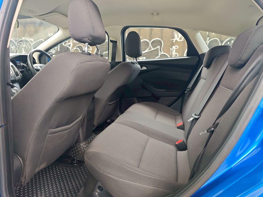 Ford Focus 1.6 Hatchback ปี 2013 รูปที่ 14