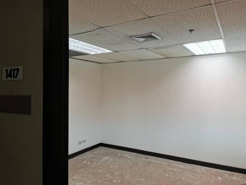 FOR RENT AND SALE SPACEC FOR TRADE AT BANG RAK ขายและให้เช่าพื้นที่ 3