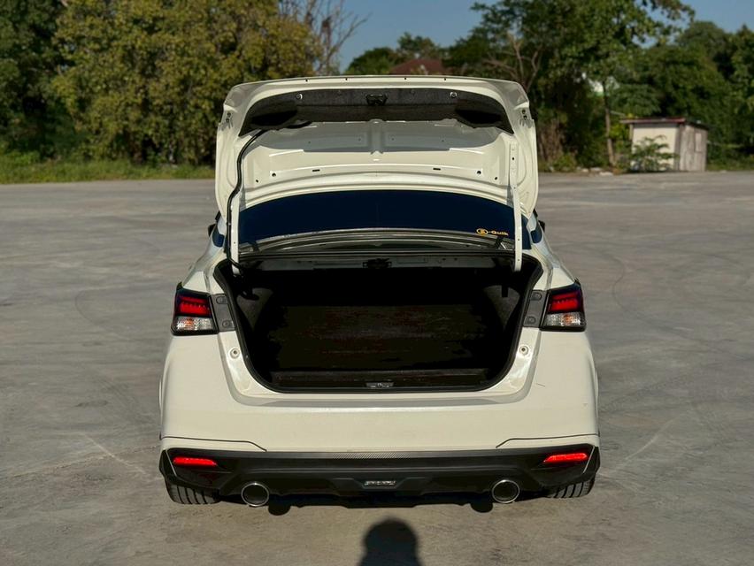 NISSAN ALMERA Sedan 4dr VL TOP  XTRONIC CVT FWD 1.0iTC Y2020. สีขาว เกียร์ออโต้ 12