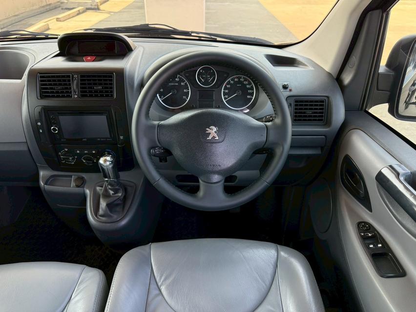 PEUGEOT EXPERT TEPEE HDi 2.0L Diesel Turbo āļĢāļđāļāļāļĩāđ 12