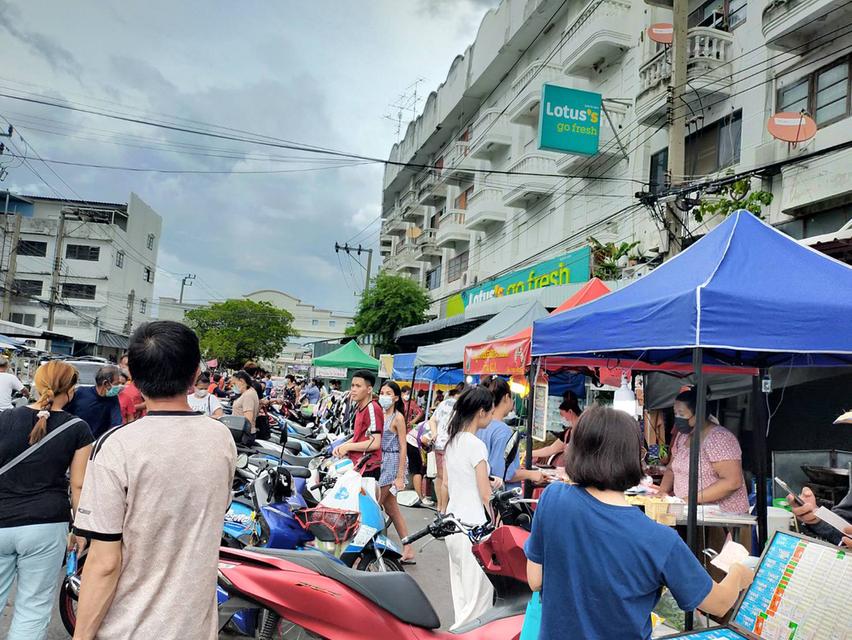 ขาย/ อาคารพาณิชย์ 5 ชั้น ทุ่งครุ ศรีไทยคอนโด ทำเลดีมีคนเดิน รับรายได้จาก 7-11 และ แผงตลาดนัดทุกเดือน 14