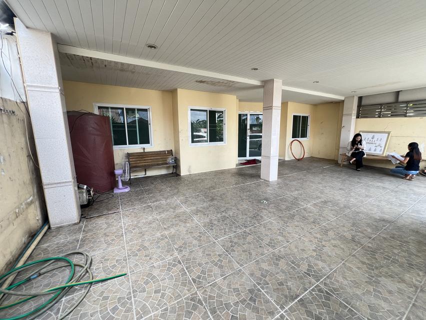 บ้าน ทาวน์เฮาส์สองหลังติด 3