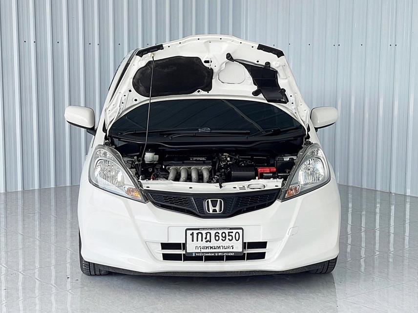Honda Jazz 1.5SV I-Vtec GE เบนซิน เกียร์ออโต้ ปี2012