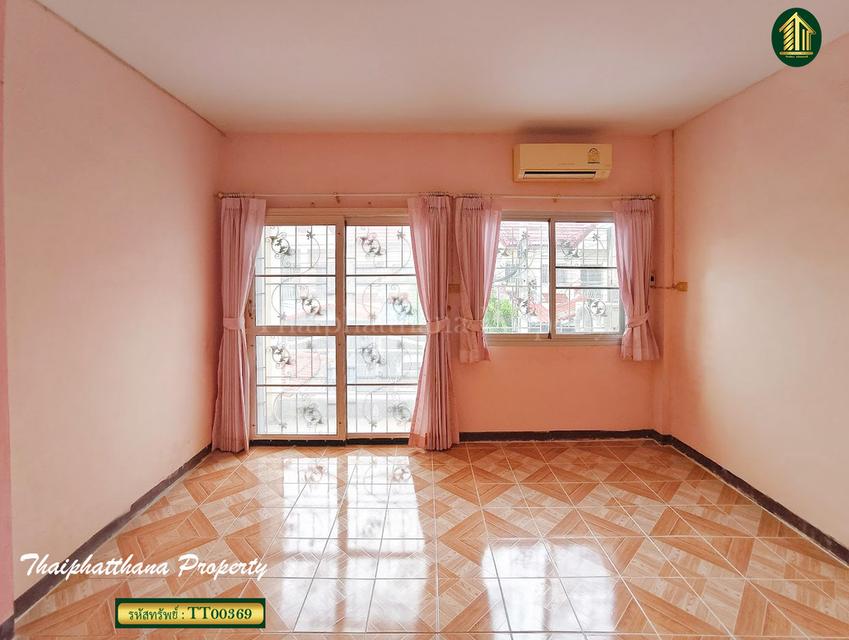 เค.ซี. คู่สร้าง วิลล่า  10